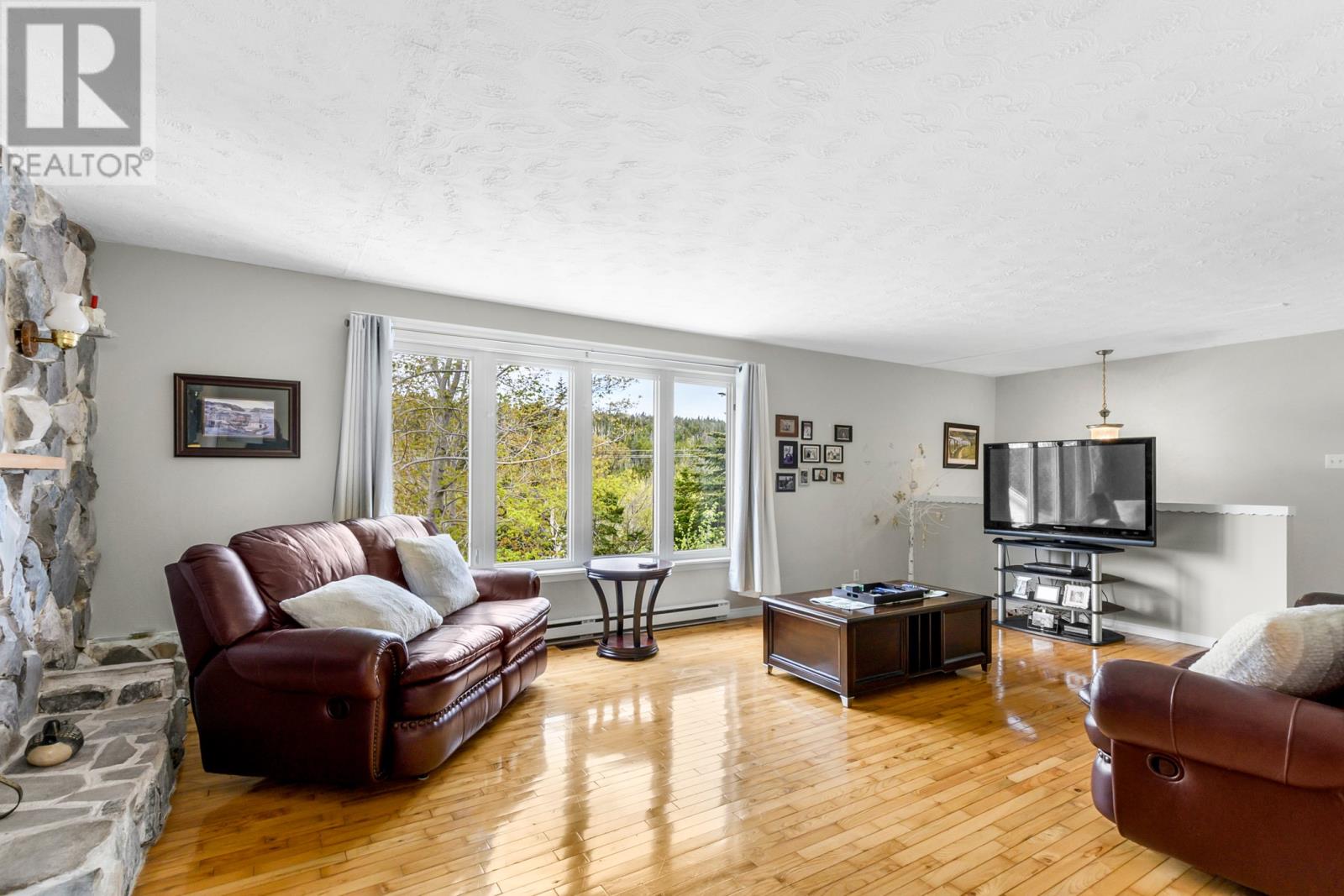 1368 Thorburn Road - 15