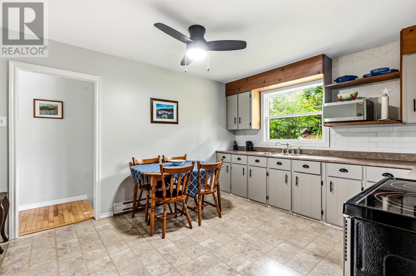 1368 Thorburn Road - 19