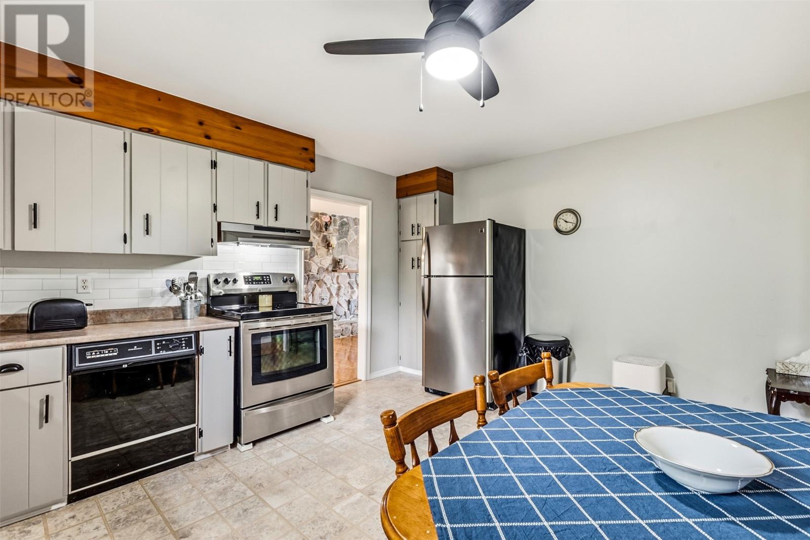 1368 Thorburn Road - 20