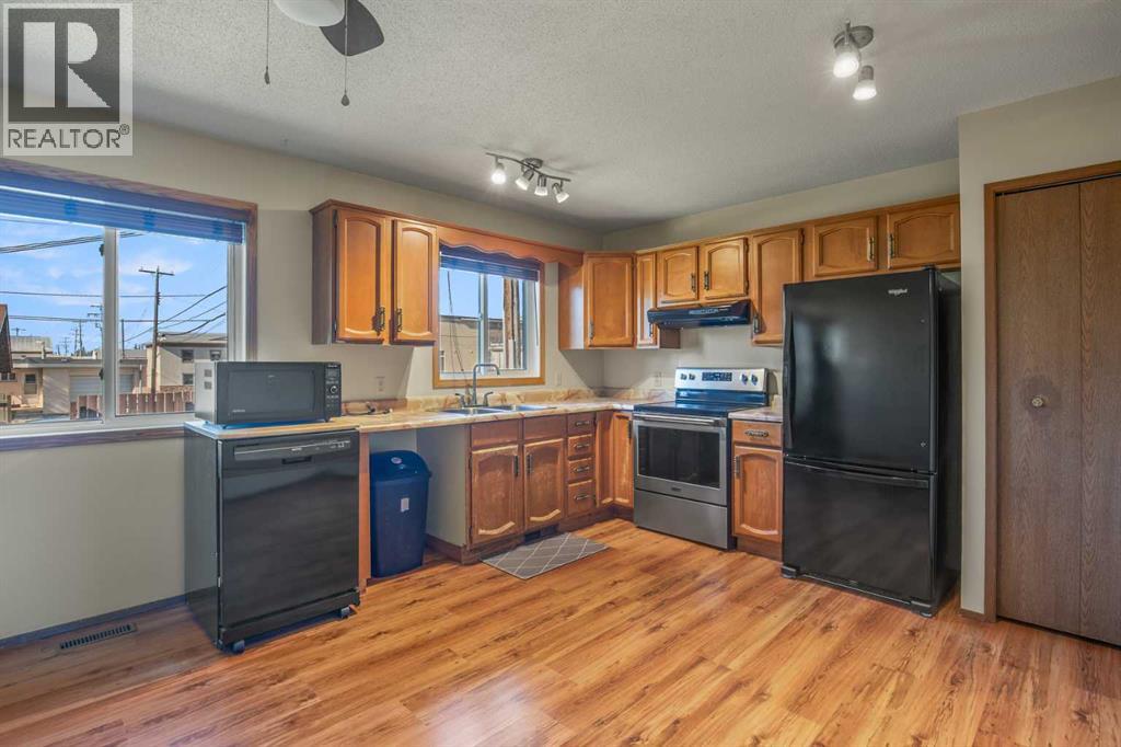 4833 49 Street - 12