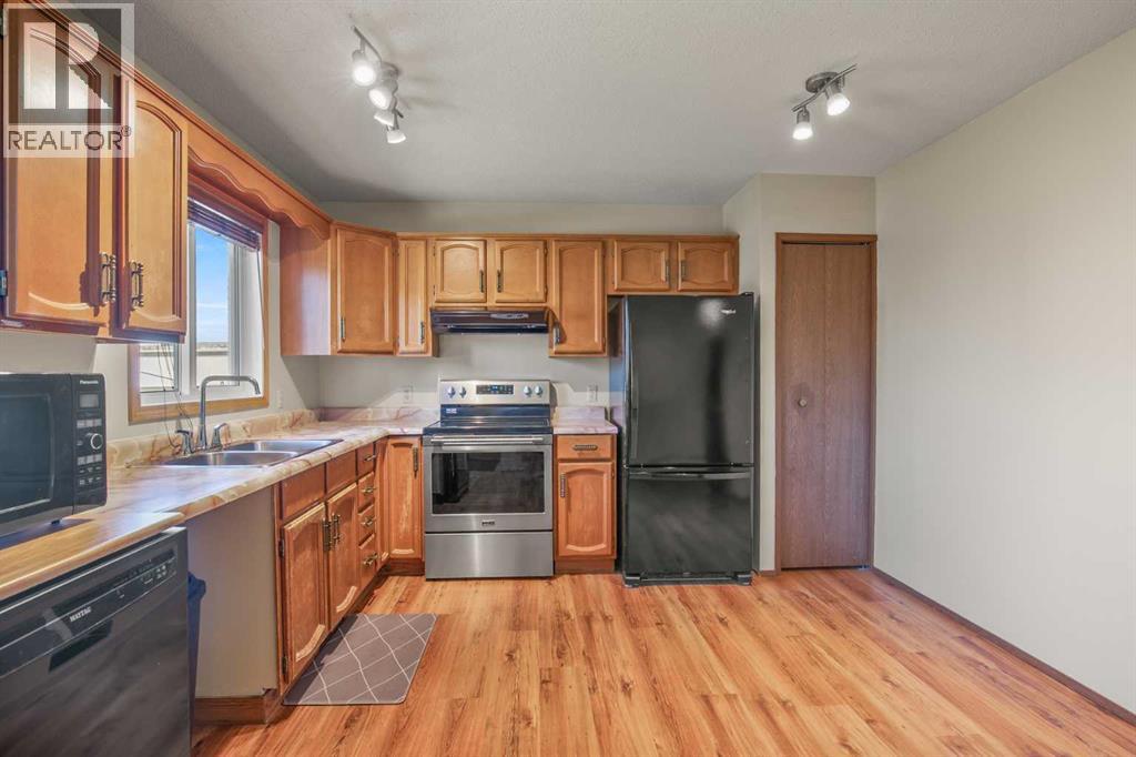 4833 49 Street - 14
