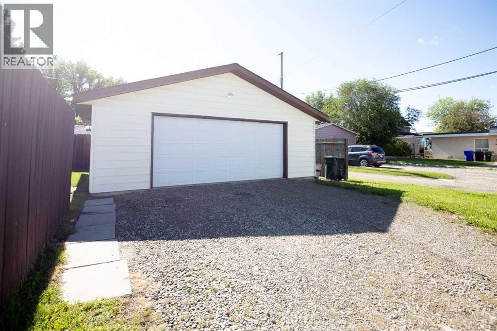 4833 49 Street - 5