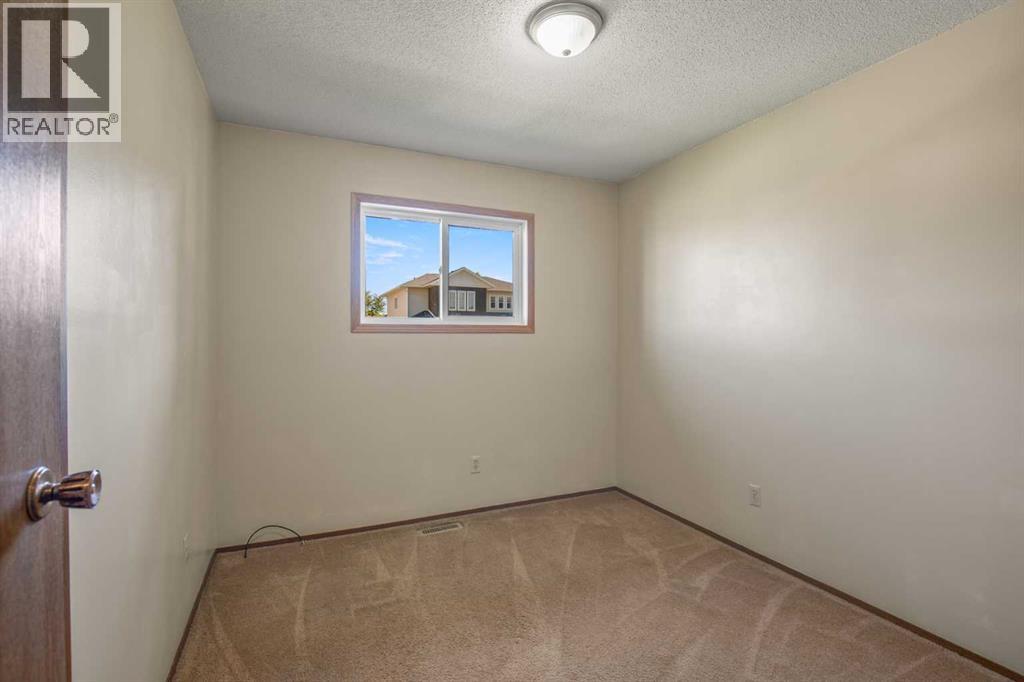 4833 49 Street - 18