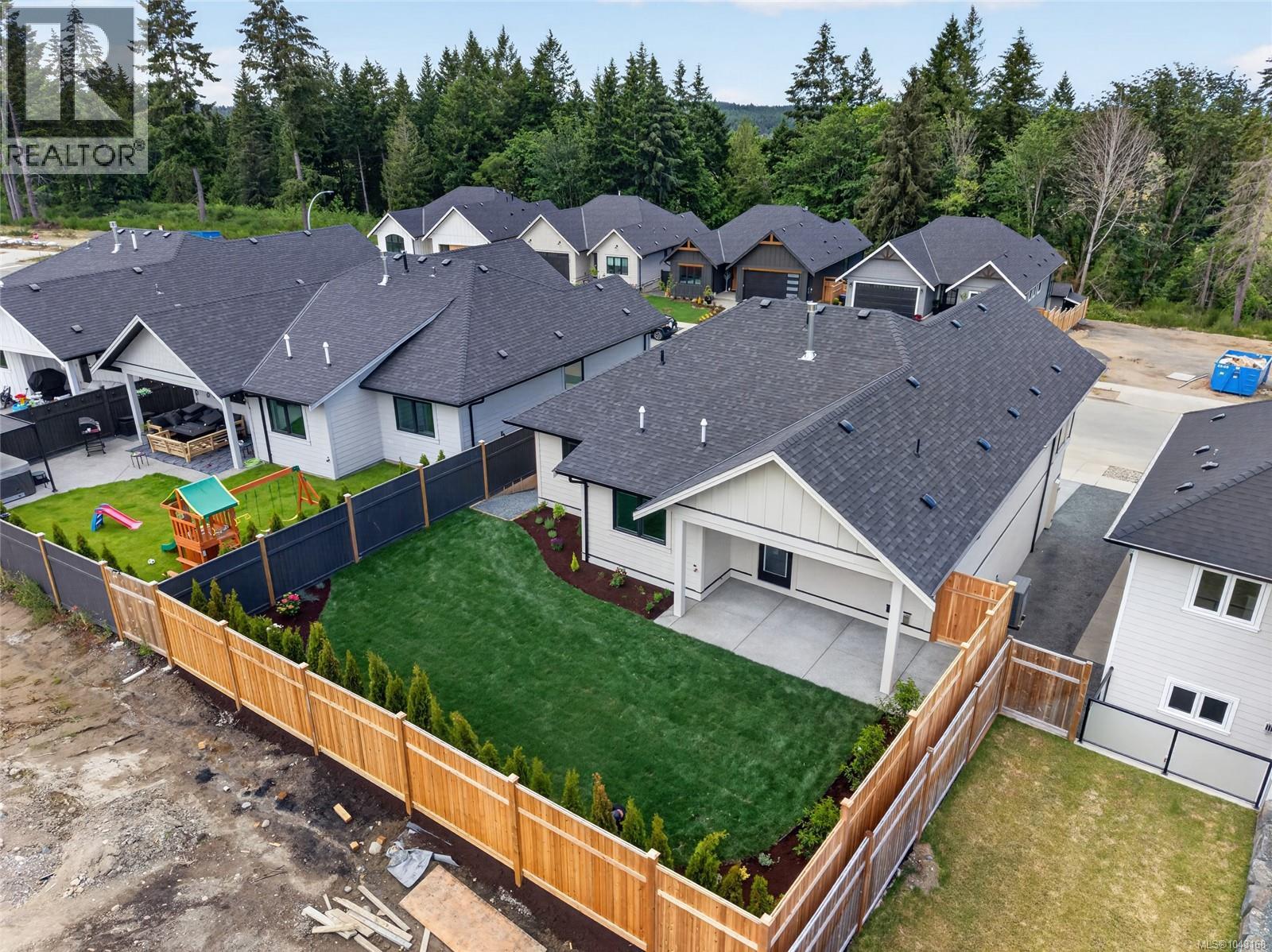 1725 Crown Isle Blvd - 25