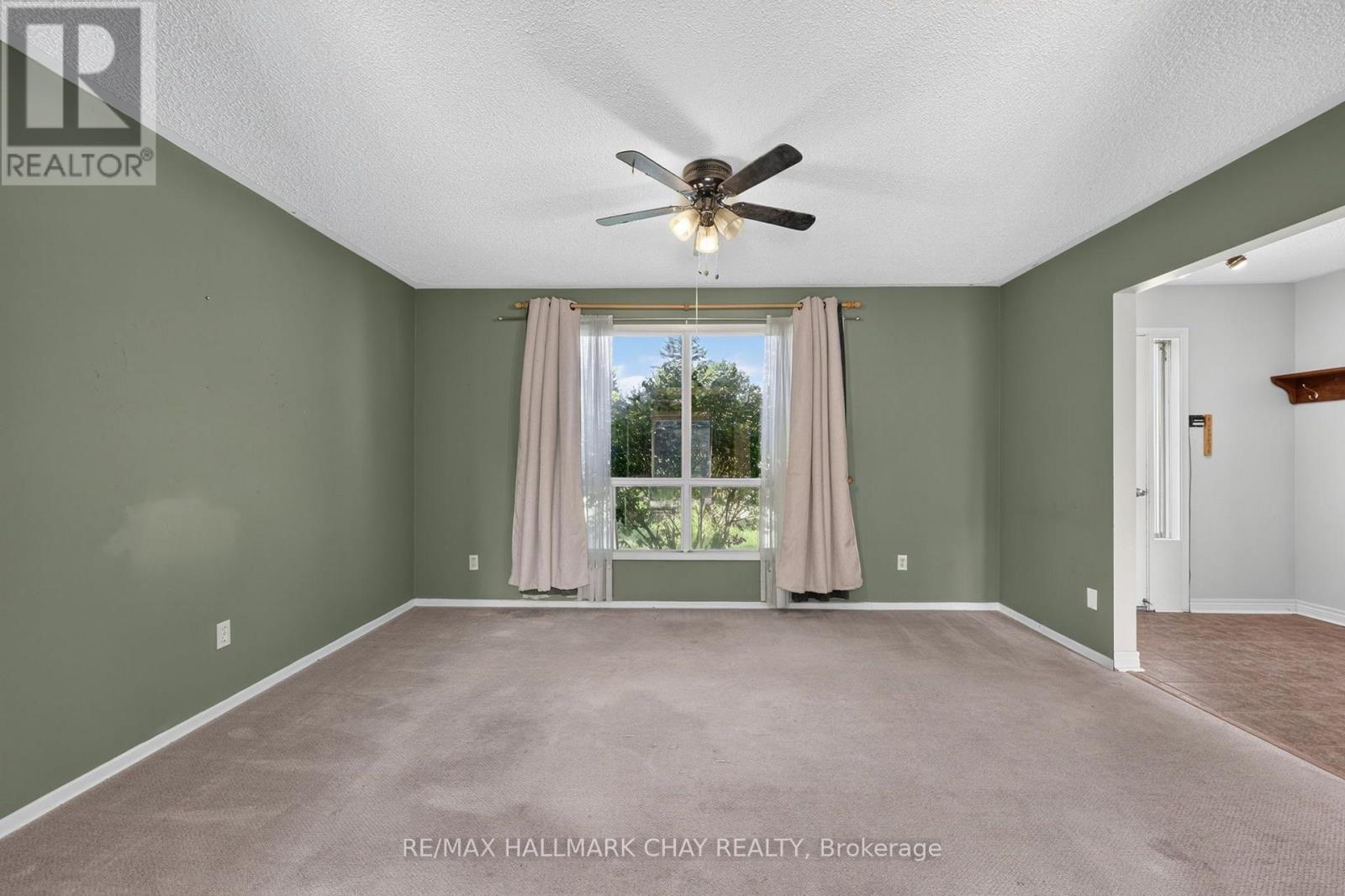 23 PINE PARK BOULEVARD - 13