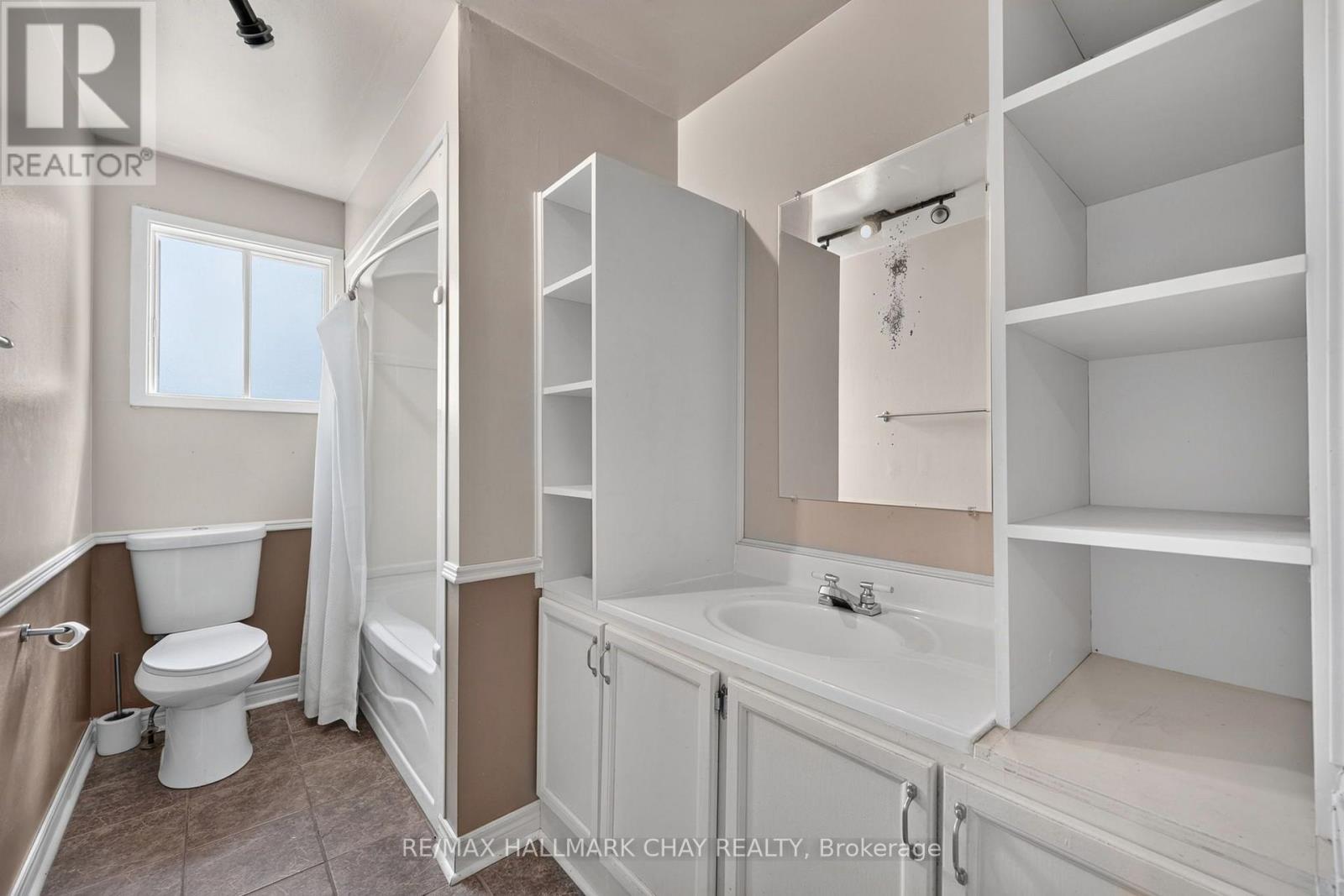 23 PINE PARK BOULEVARD - 20