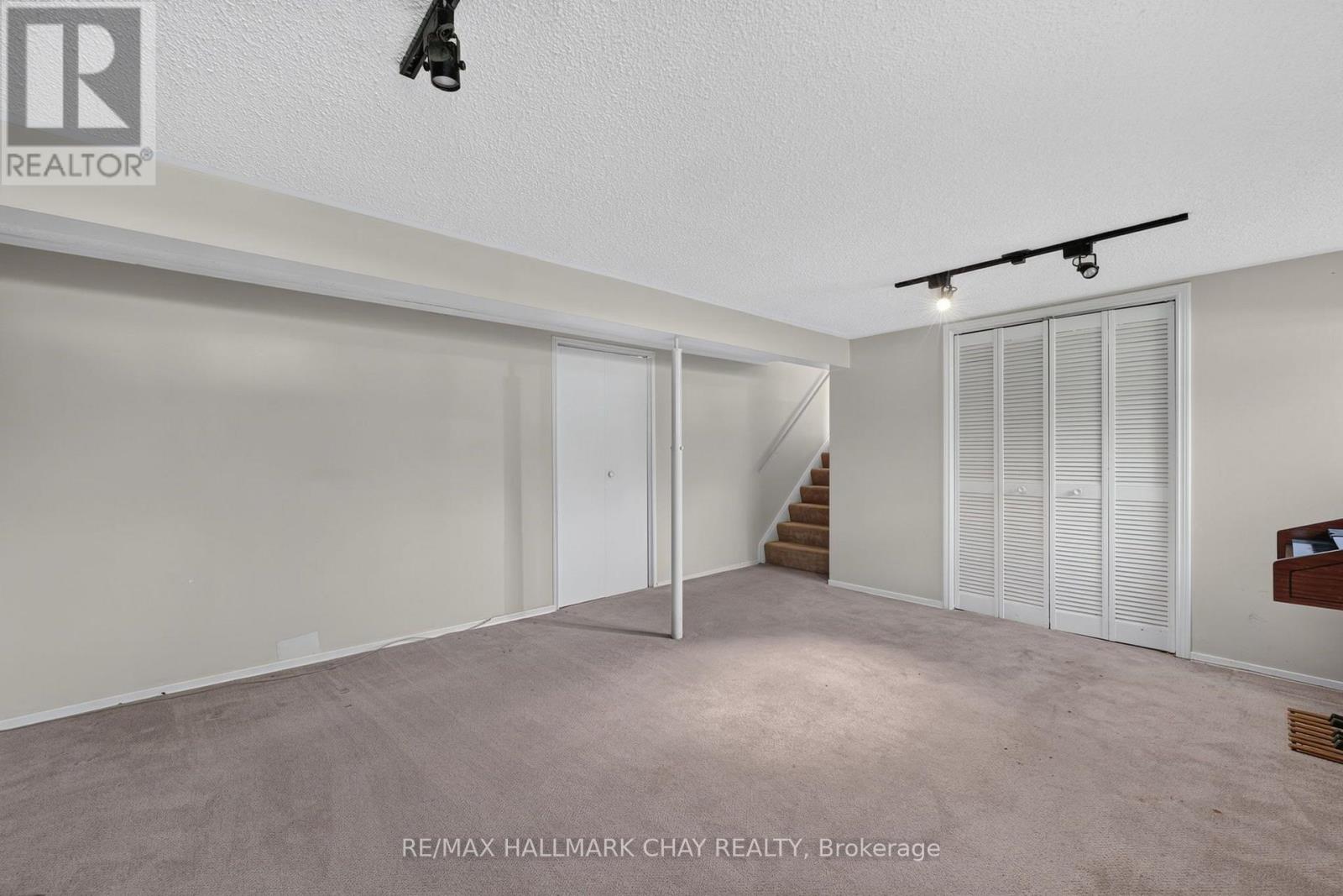 23 PINE PARK BOULEVARD - 25