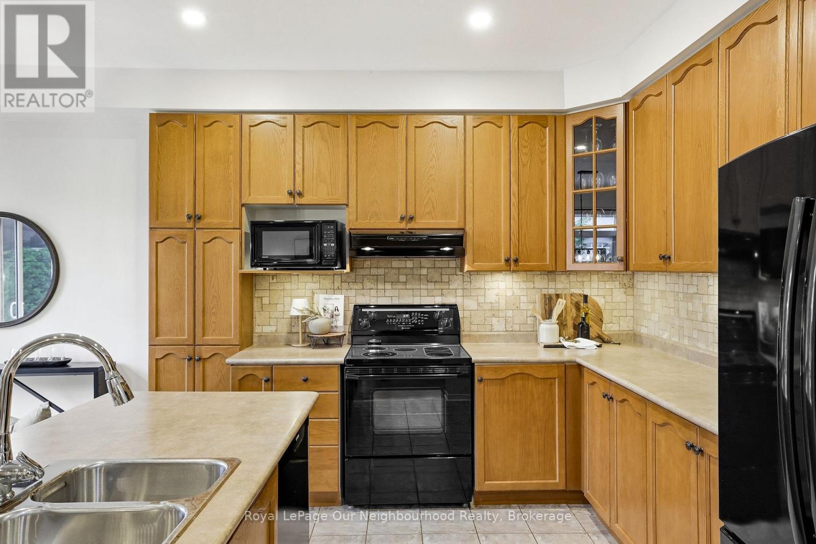 1090 KESWICK COURT - Image 18