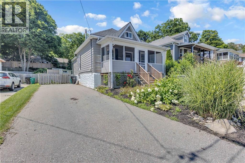 60 BERKLEY Road — photo 2