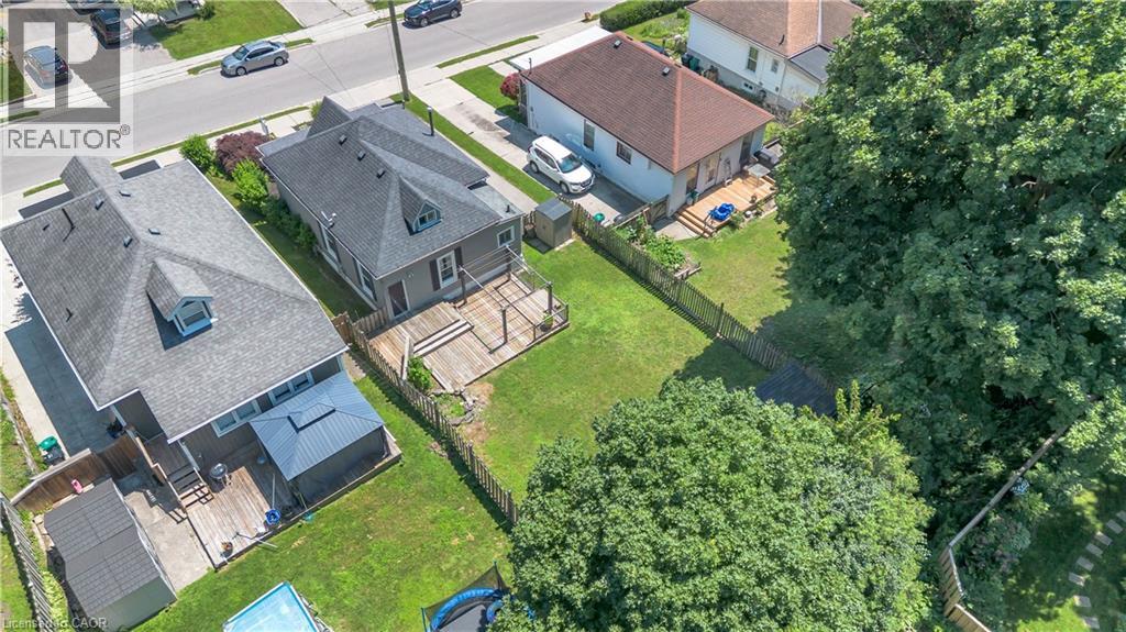 60 BERKLEY Road - Image 38