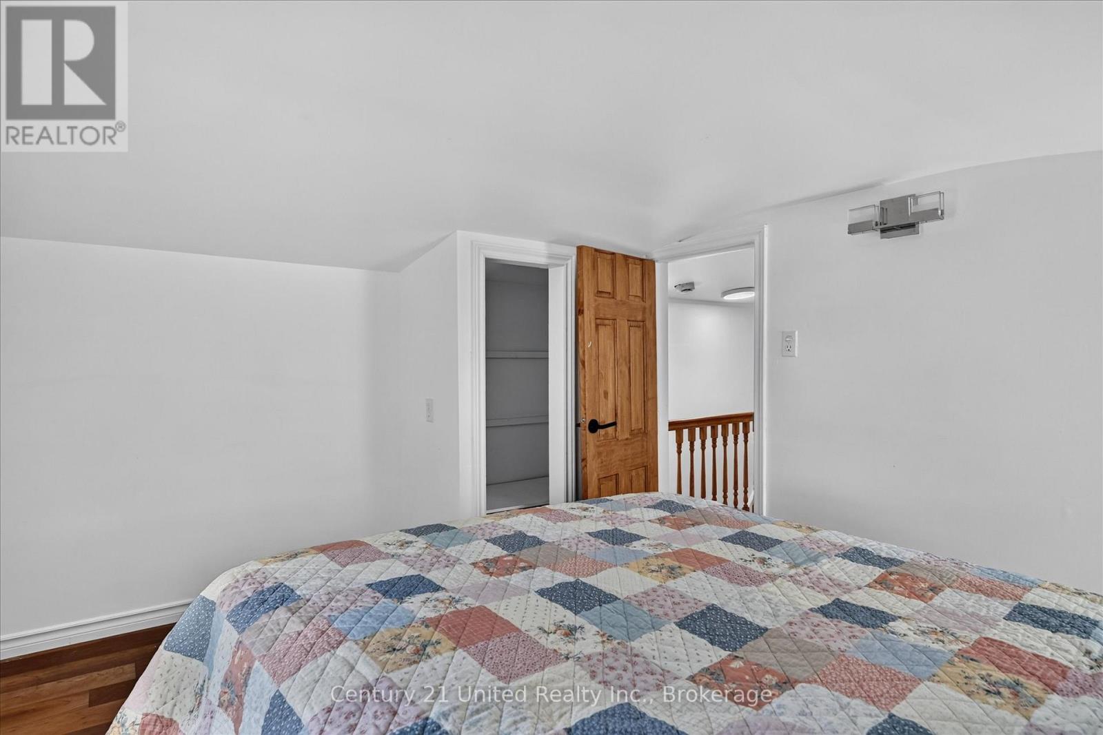 688 ST MARYS STREET - 33