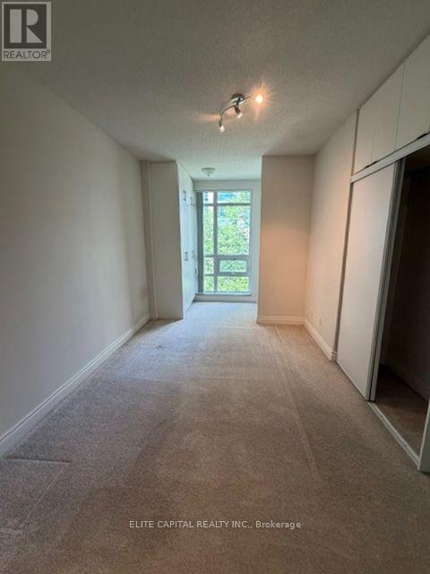 #203 31 OLIVE AVENUE - 17