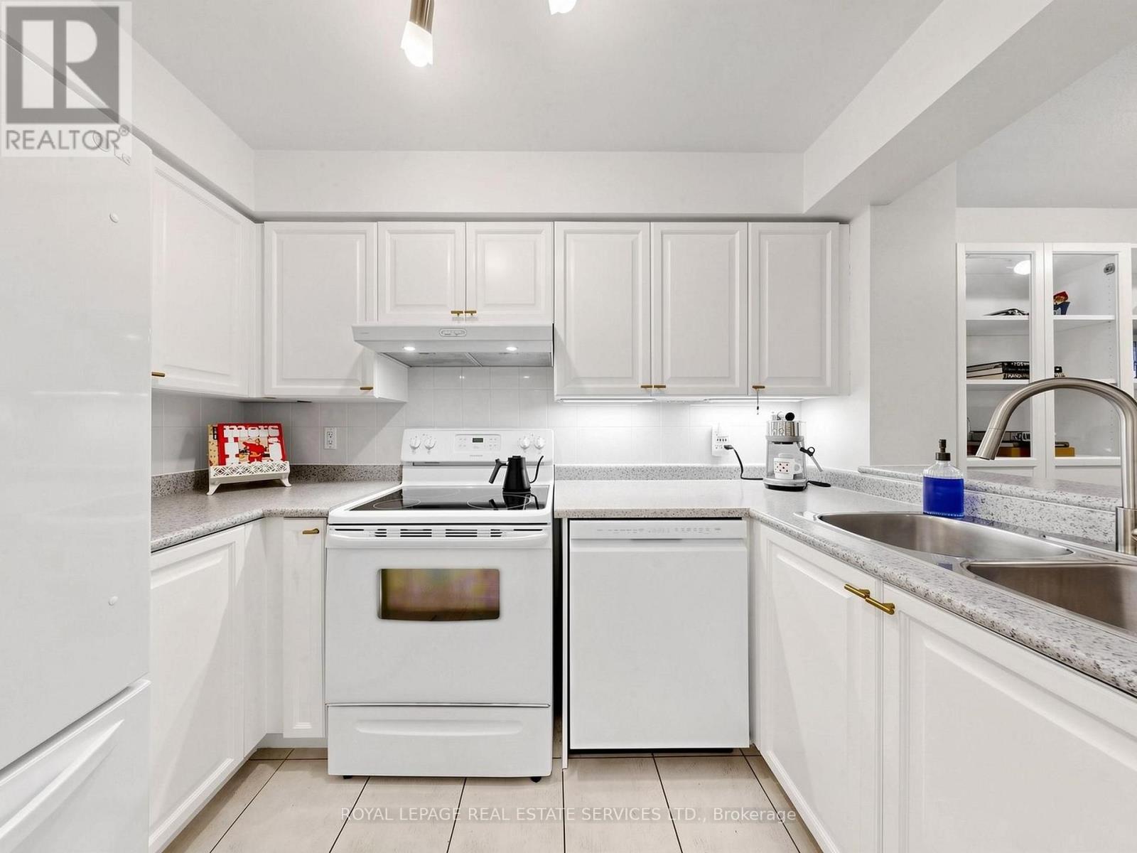 #203 398 EGLINTON AVENUE - 21