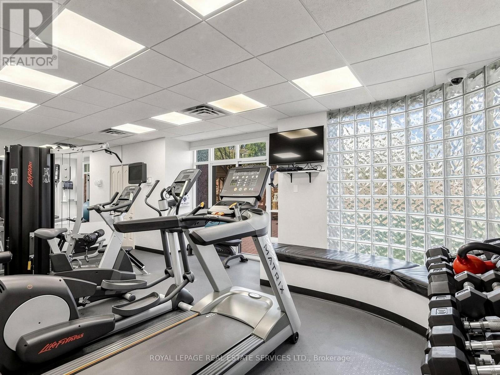 #203 398 EGLINTON AVENUE - 37