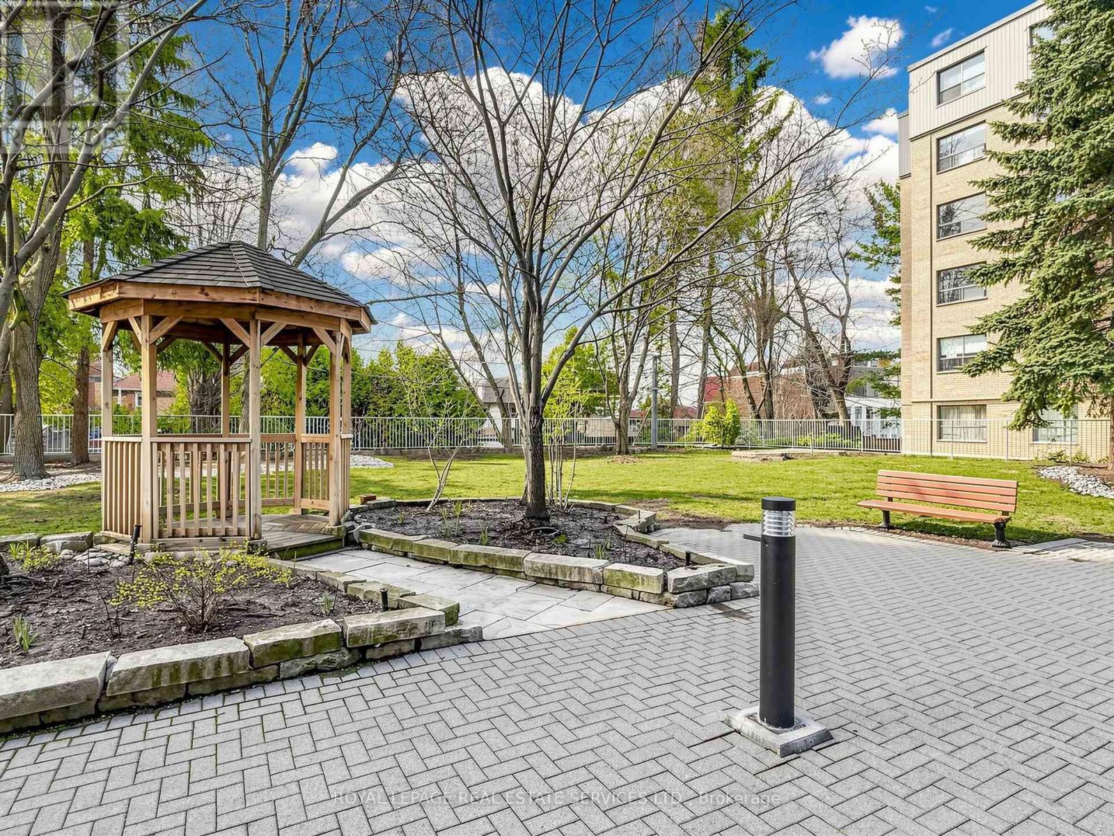 #203 398 EGLINTON AVENUE - 40