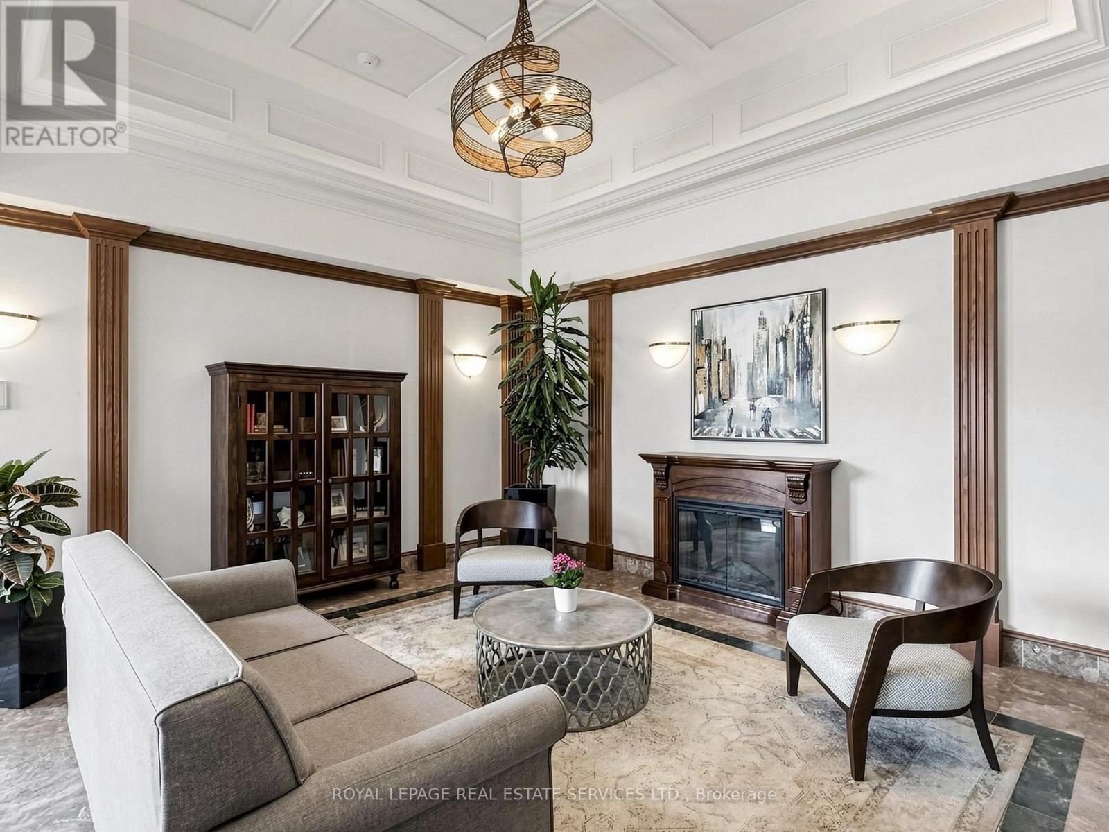 #203 398 EGLINTON AVENUE - 7
