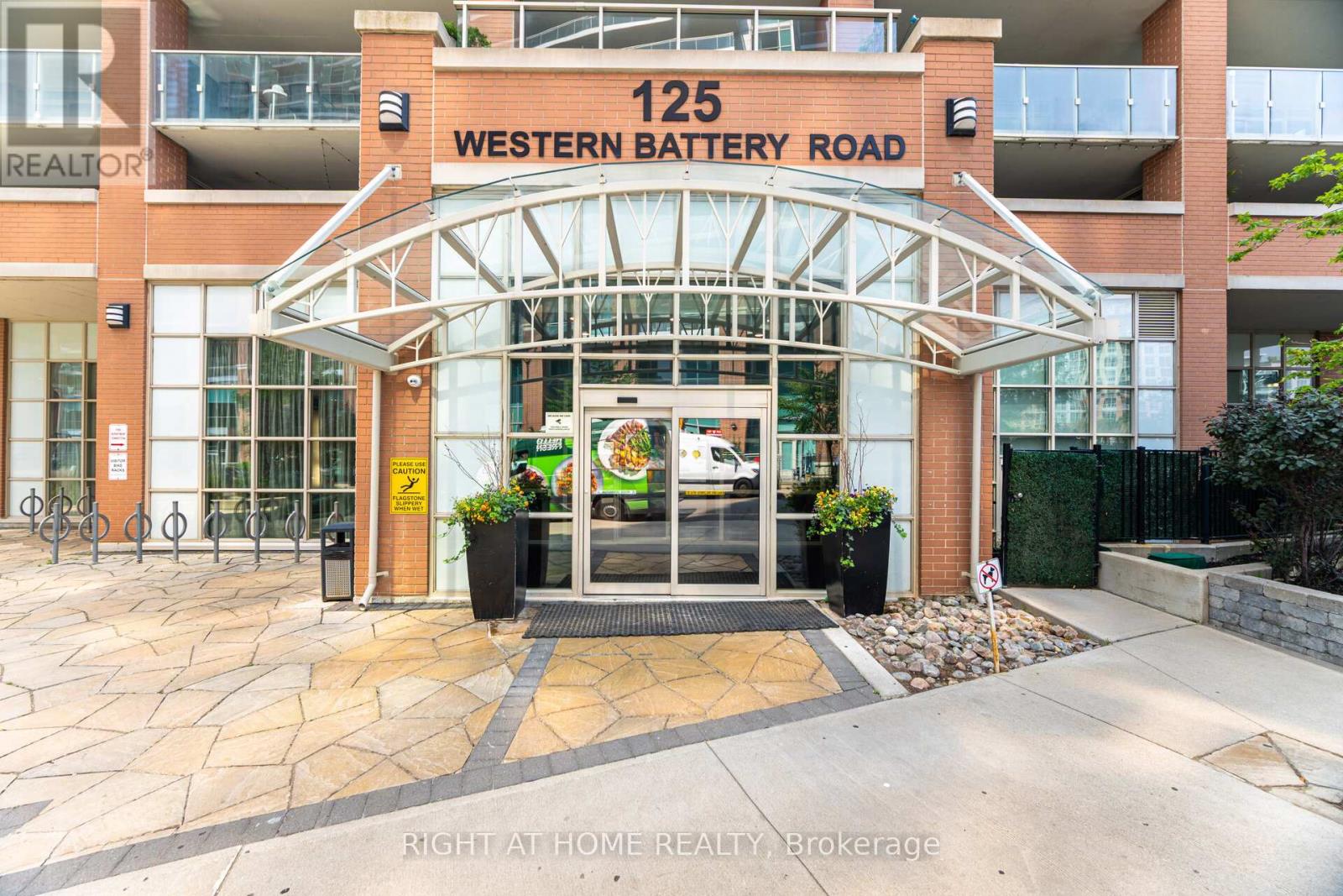 #1112 125 WESTERN BATTERY ROAD - 2