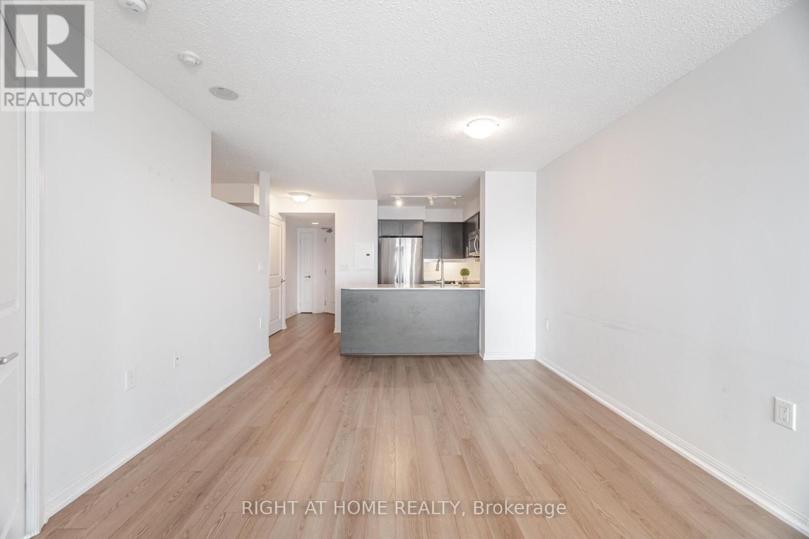 #1112 125 WESTERN BATTERY ROAD - 22