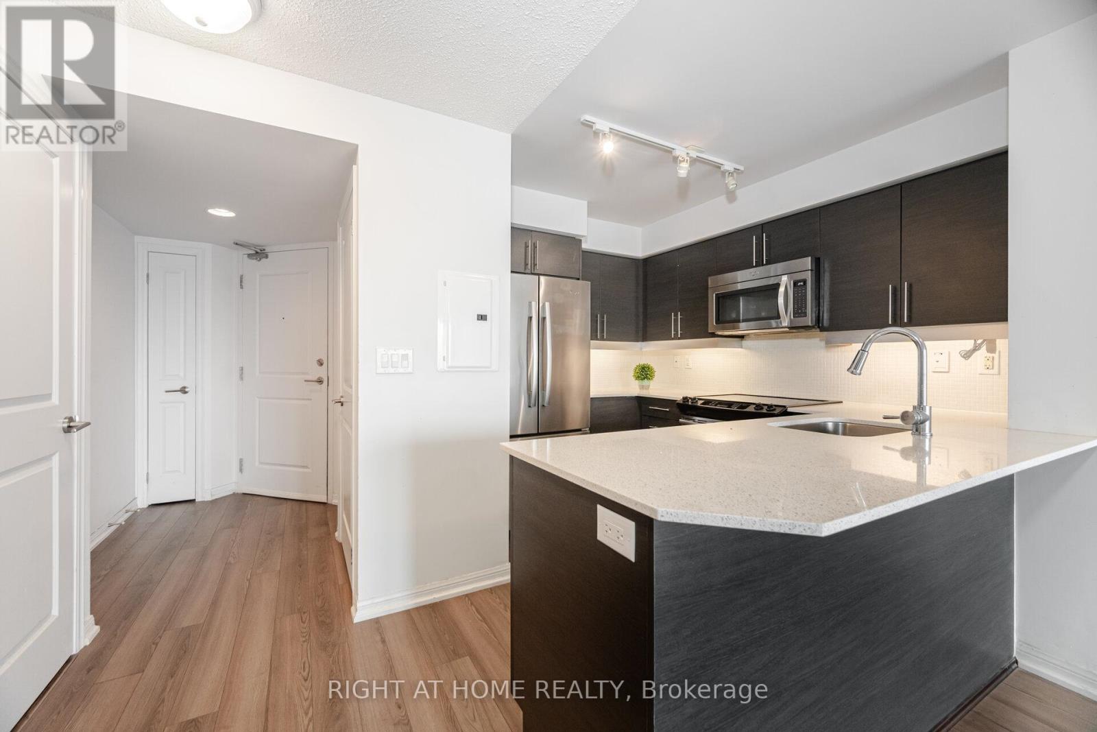 #1112 125 WESTERN BATTERY ROAD - 8
