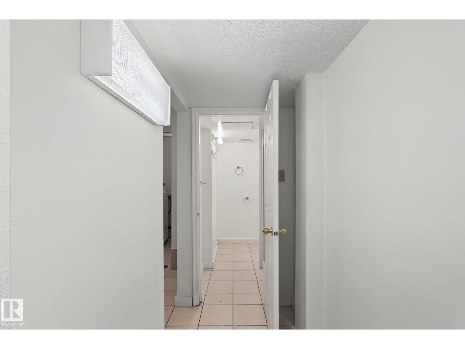 11147 78 Avenue NW - Photo 27