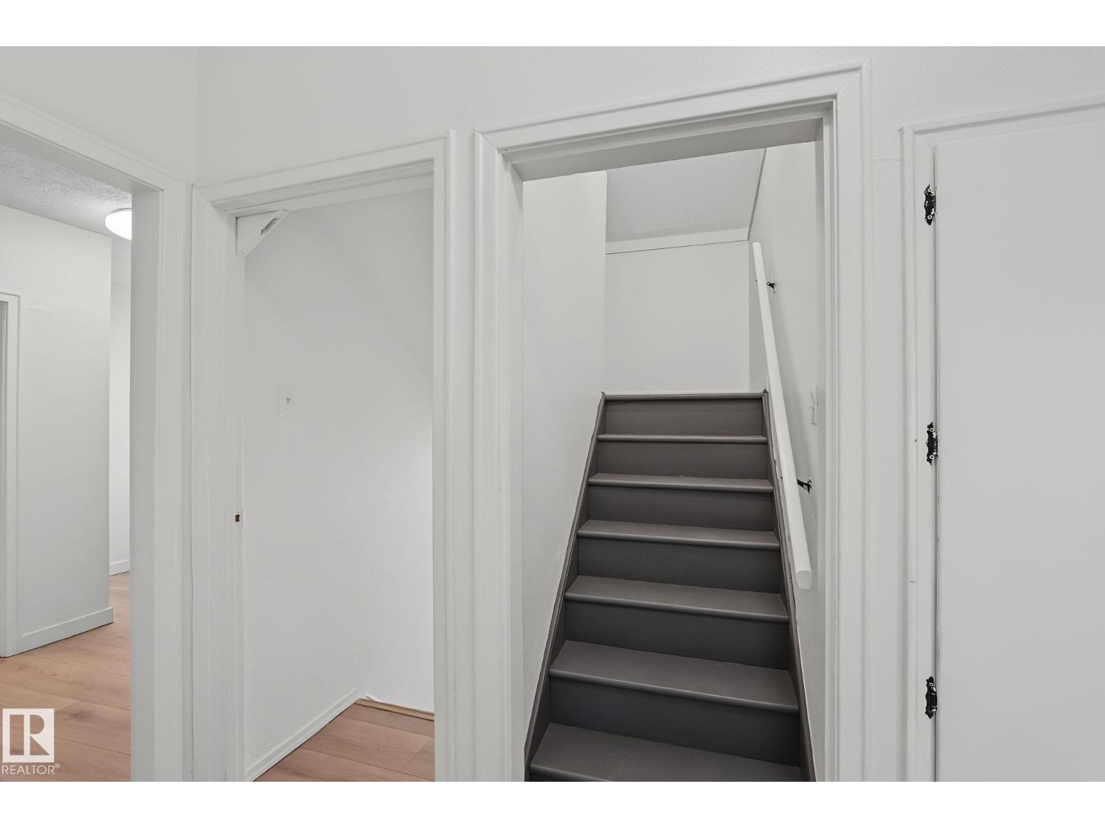 11147 78 Avenue NW - Photo 28