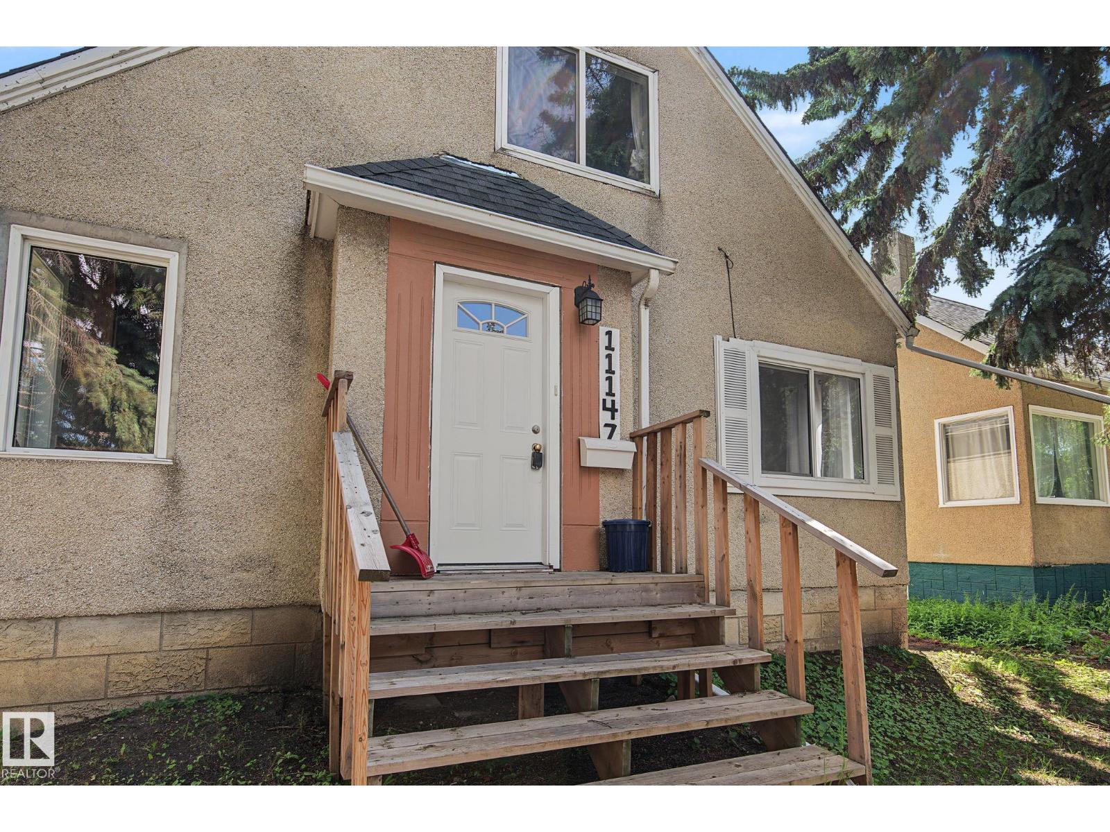 11147 78 AV NW - 44