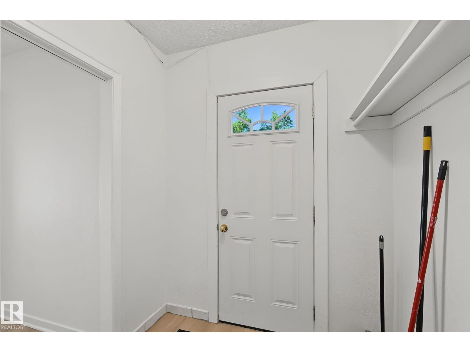 11147 78 Avenue NW - Photo 8