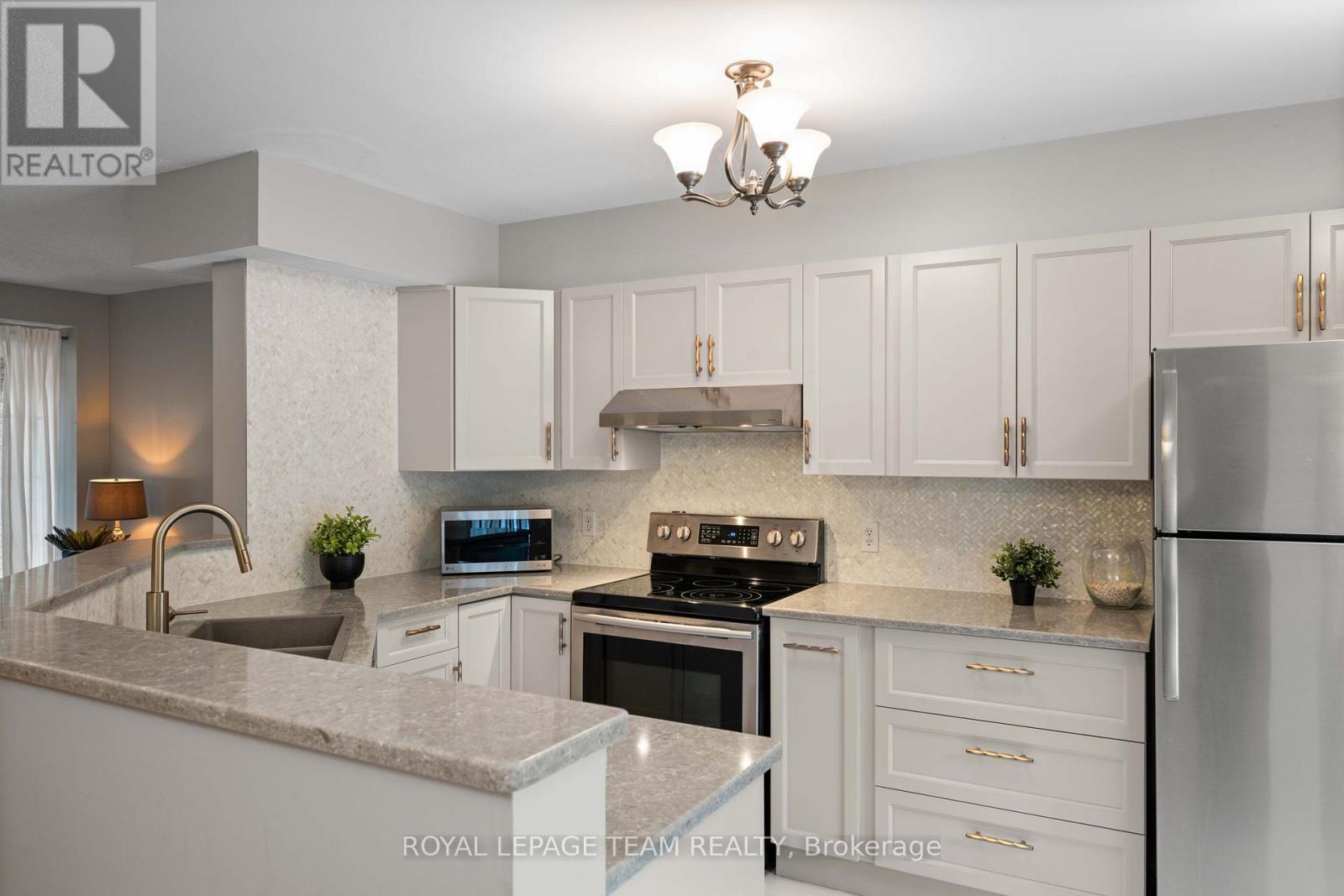 6 FOLISON STREET - 16