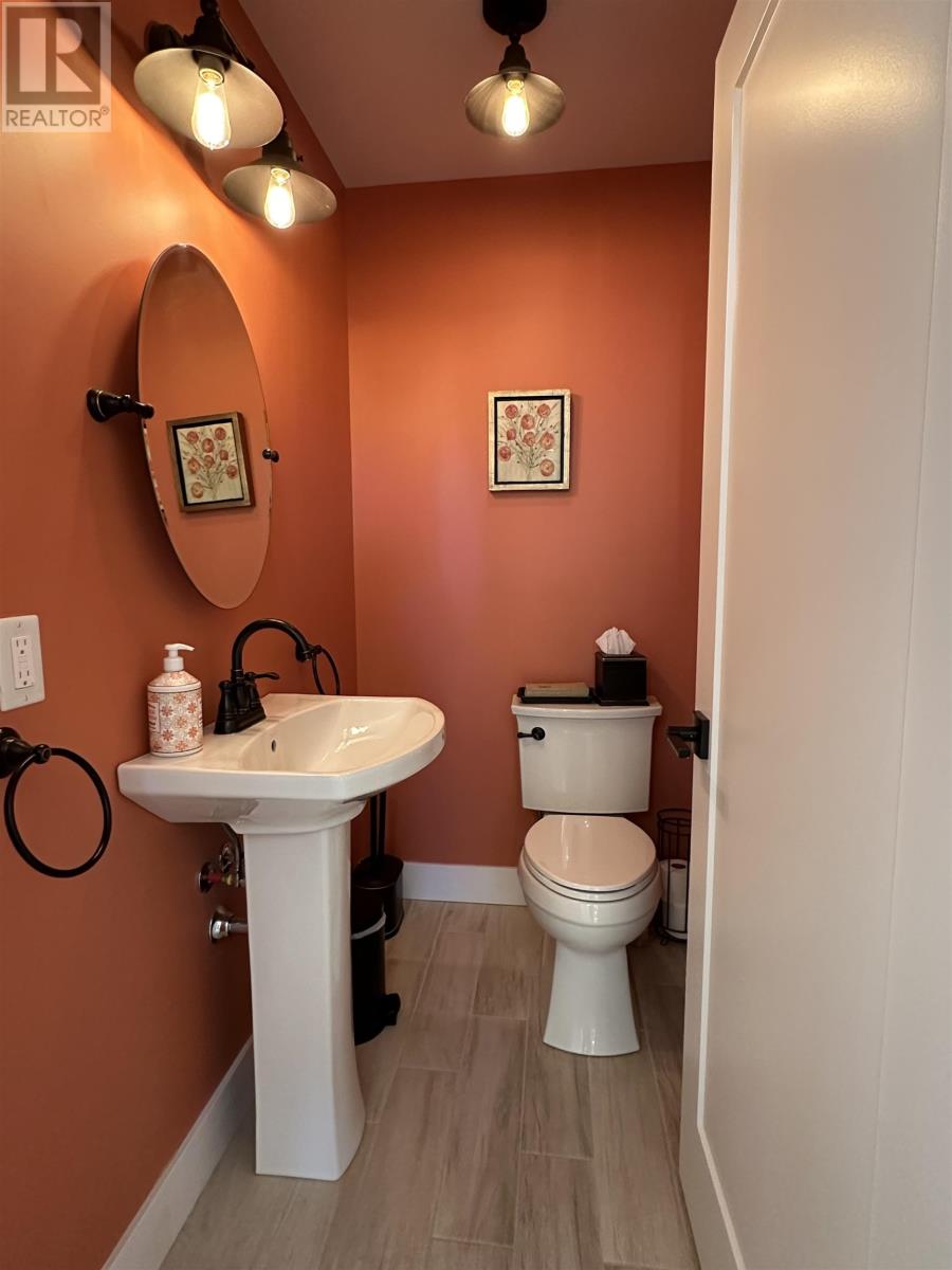 295 Stewart Point - 9