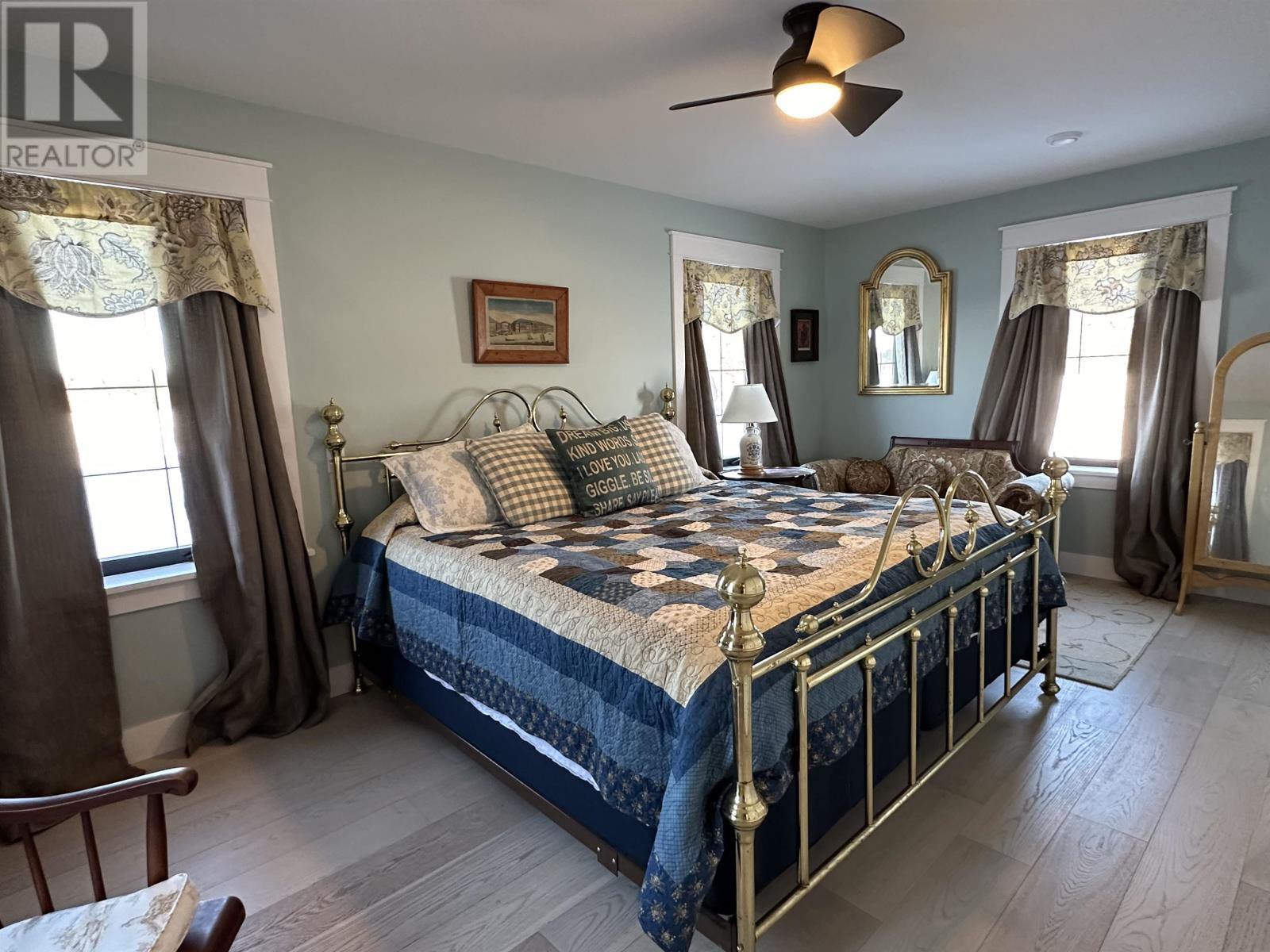 295 Stewart Point - 17