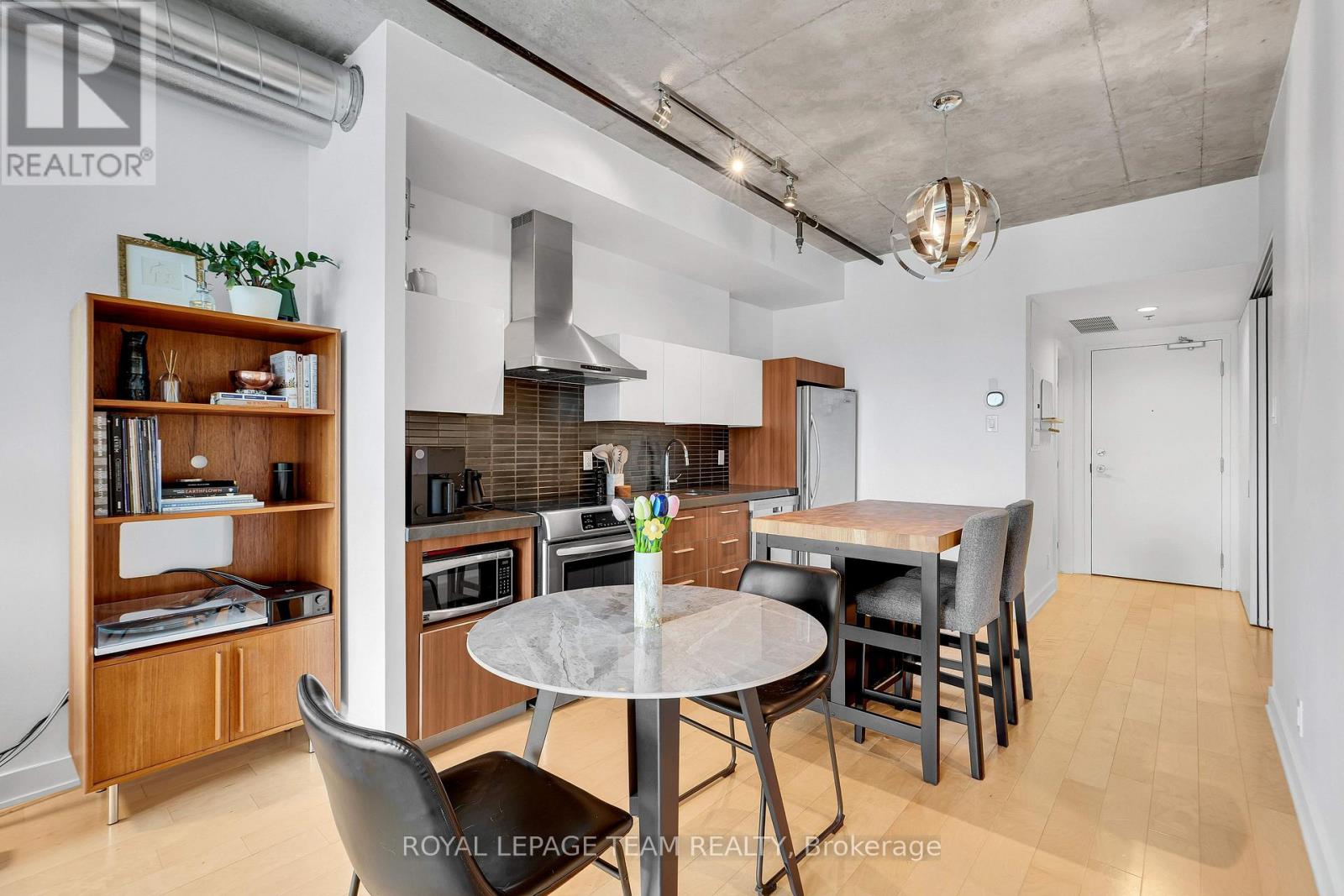 532 – 340 MCLEOD STREET, Ottawa. Luxury613. By Peter Sagos - Image 27