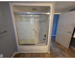 #9 5220 44 Av, Calmar, AB T0C0V0 Photo 11