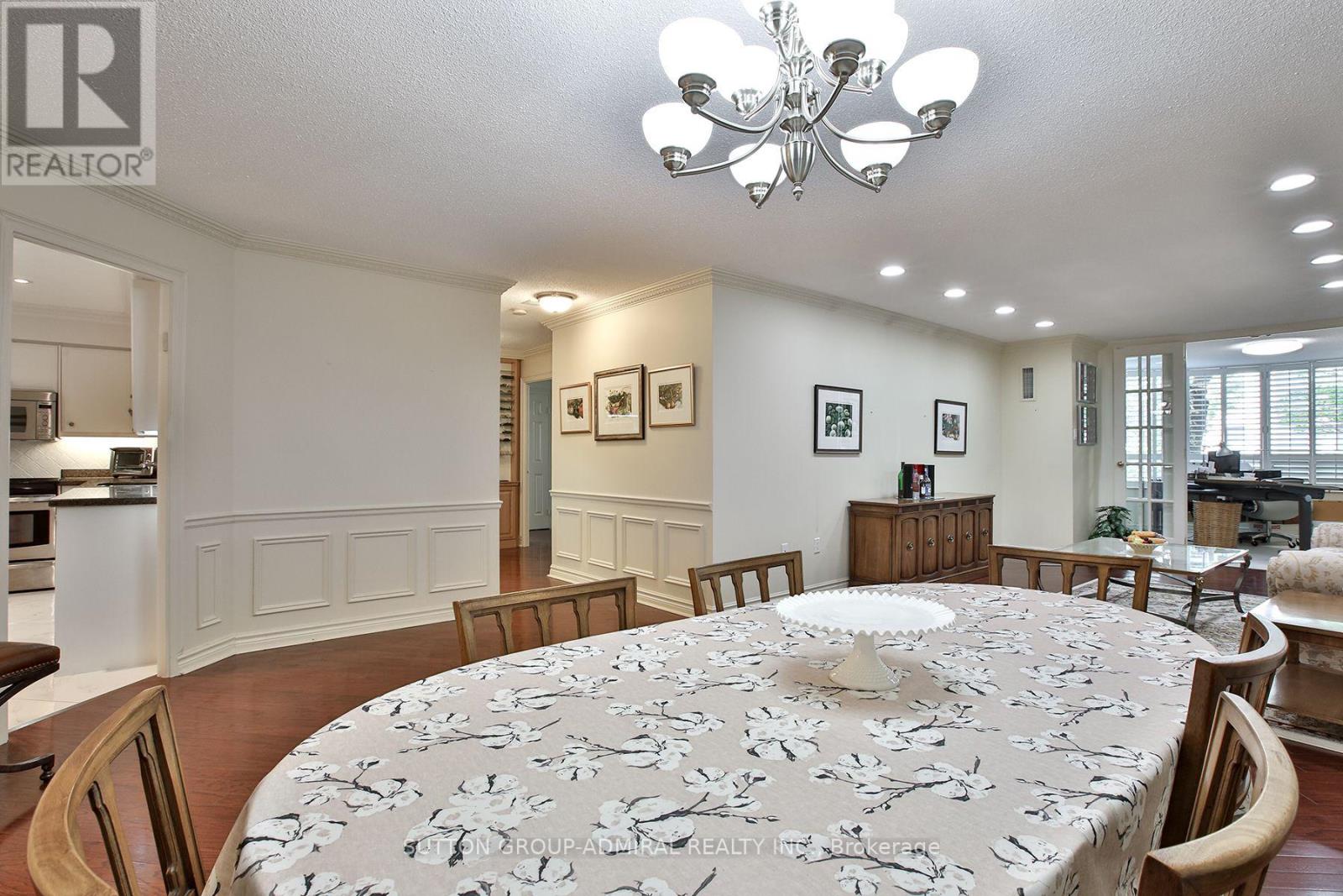 #106 333 CLARK AVENUE W - 7