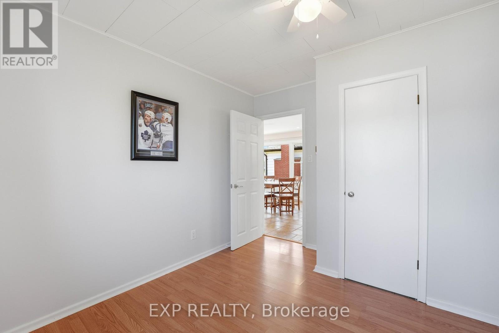 33 ISLE VISTA DRIVE - 18
