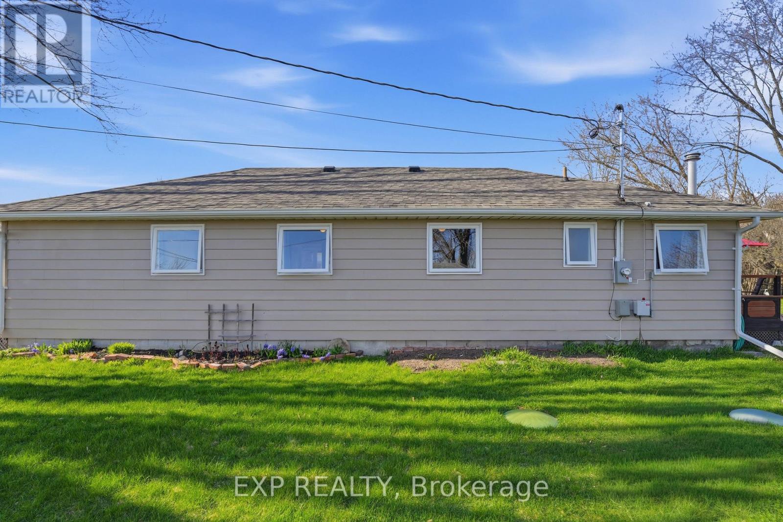 33 ISLE VISTA DRIVE - 32