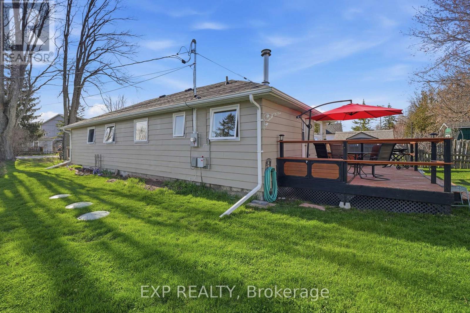 33 ISLE VISTA DRIVE - 33