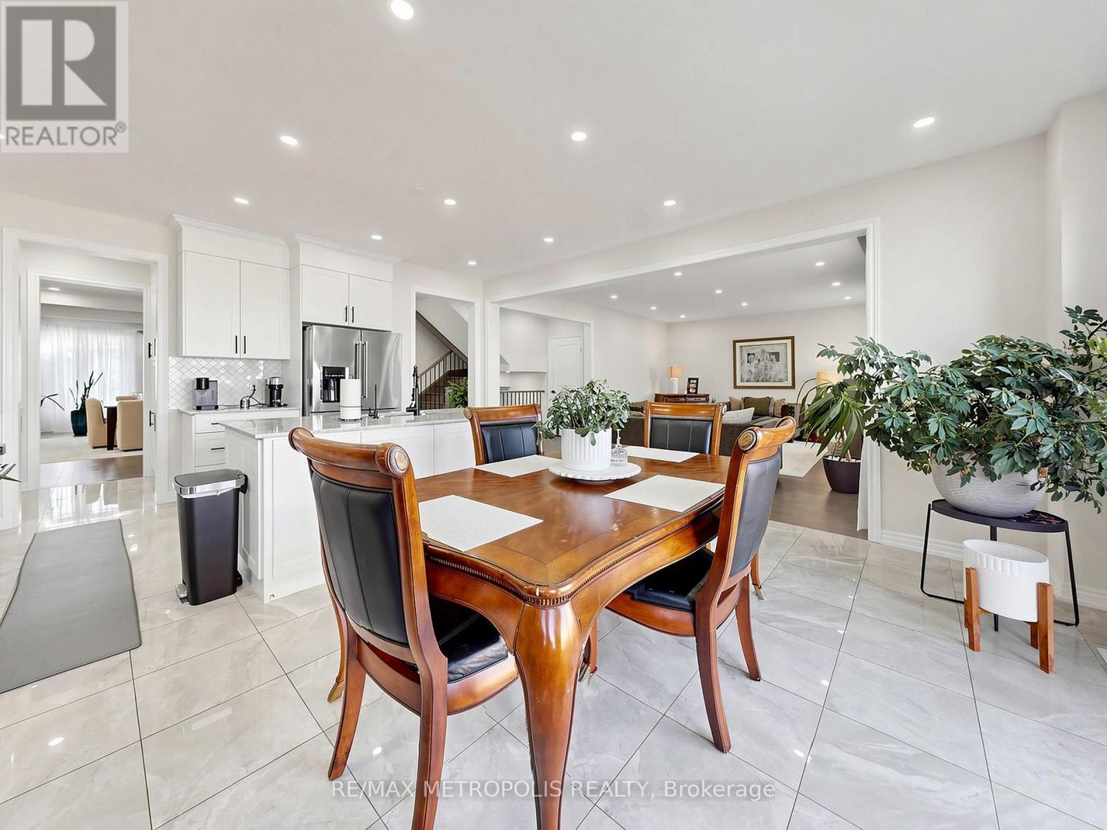 17 NEILLY TERRACE N - 13
