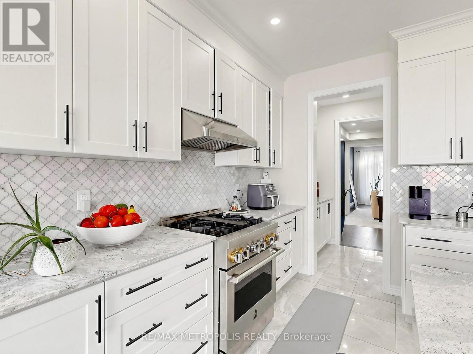 17 NEILLY TERRACE N - 17