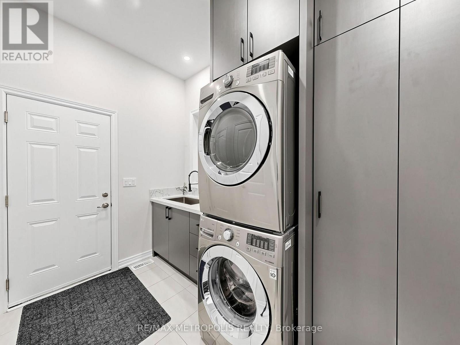 17 NEILLY TERRACE N - 22