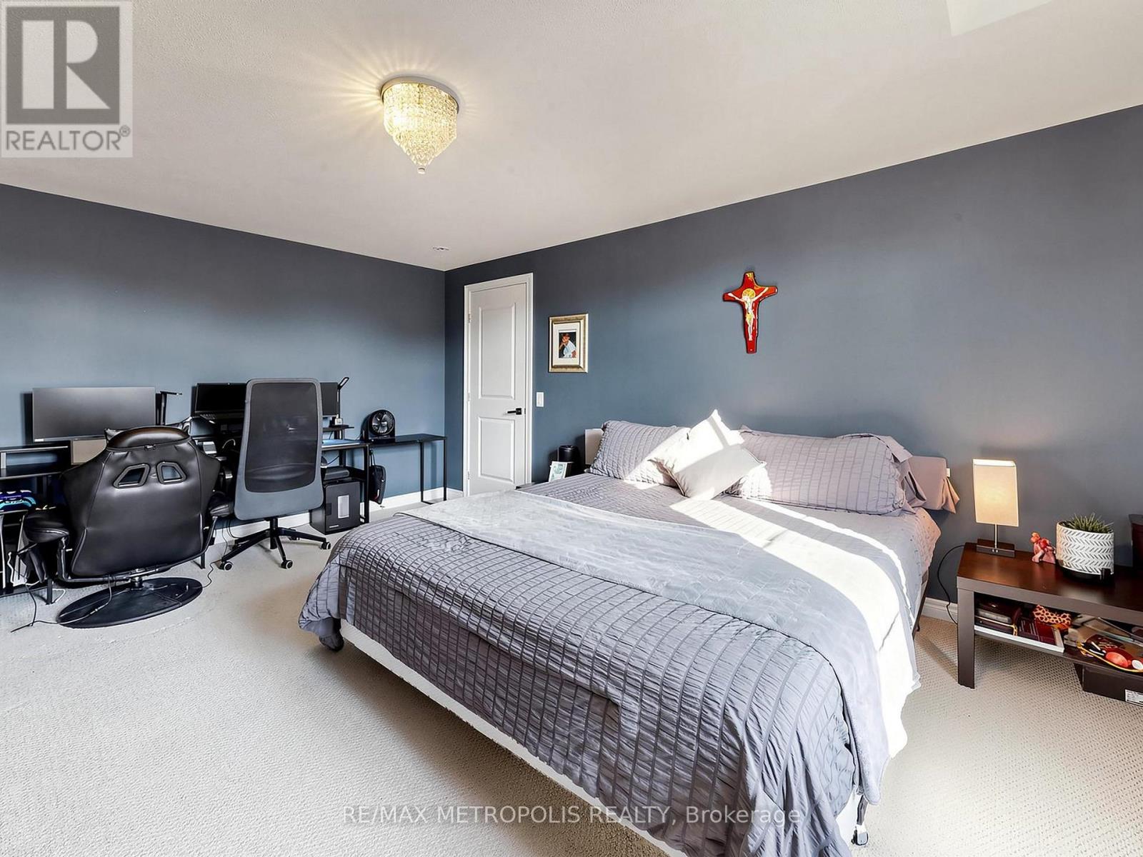 17 NEILLY TERRACE N - 38