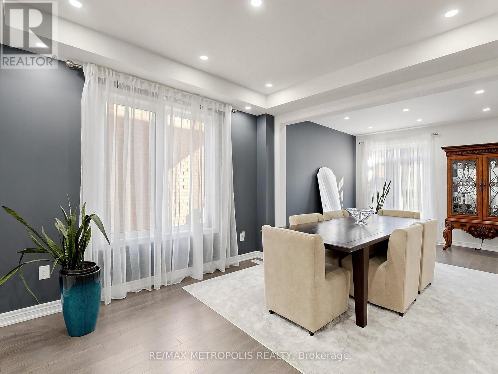 17 NEILLY TERRACE N - 4