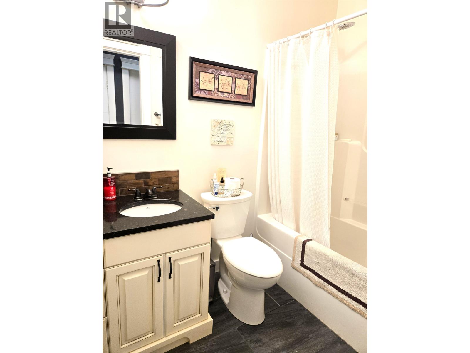 2632 LINKS DRIVE - 24