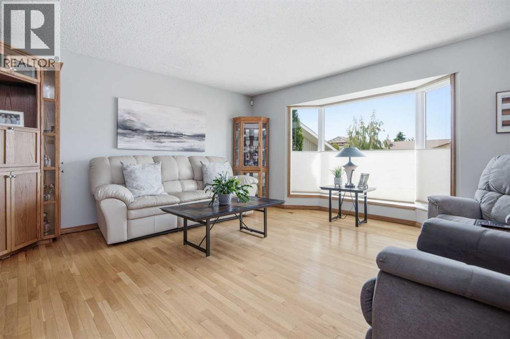 92 Mccullough Crescent - 8