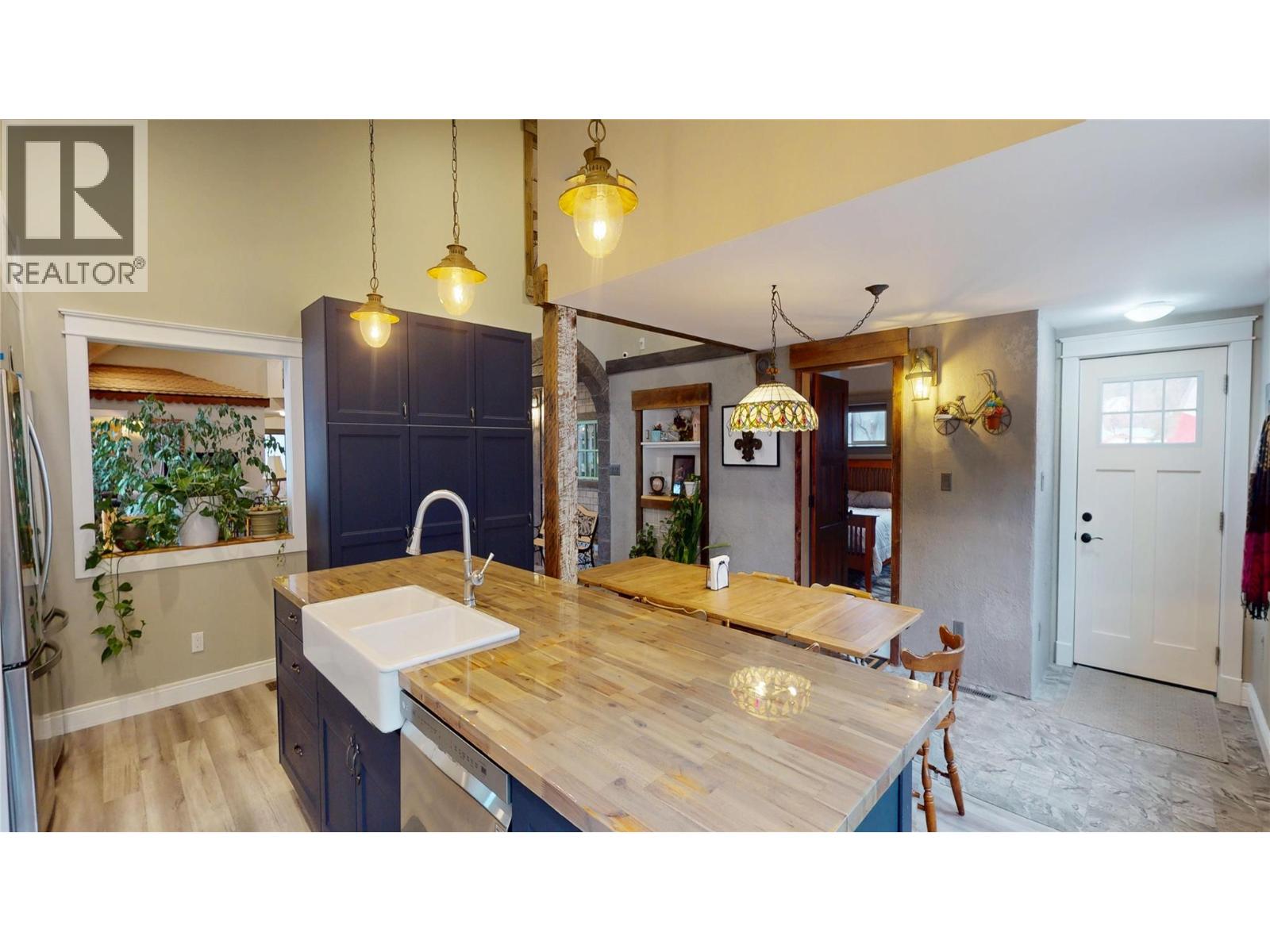 51 103 Avenue - 18