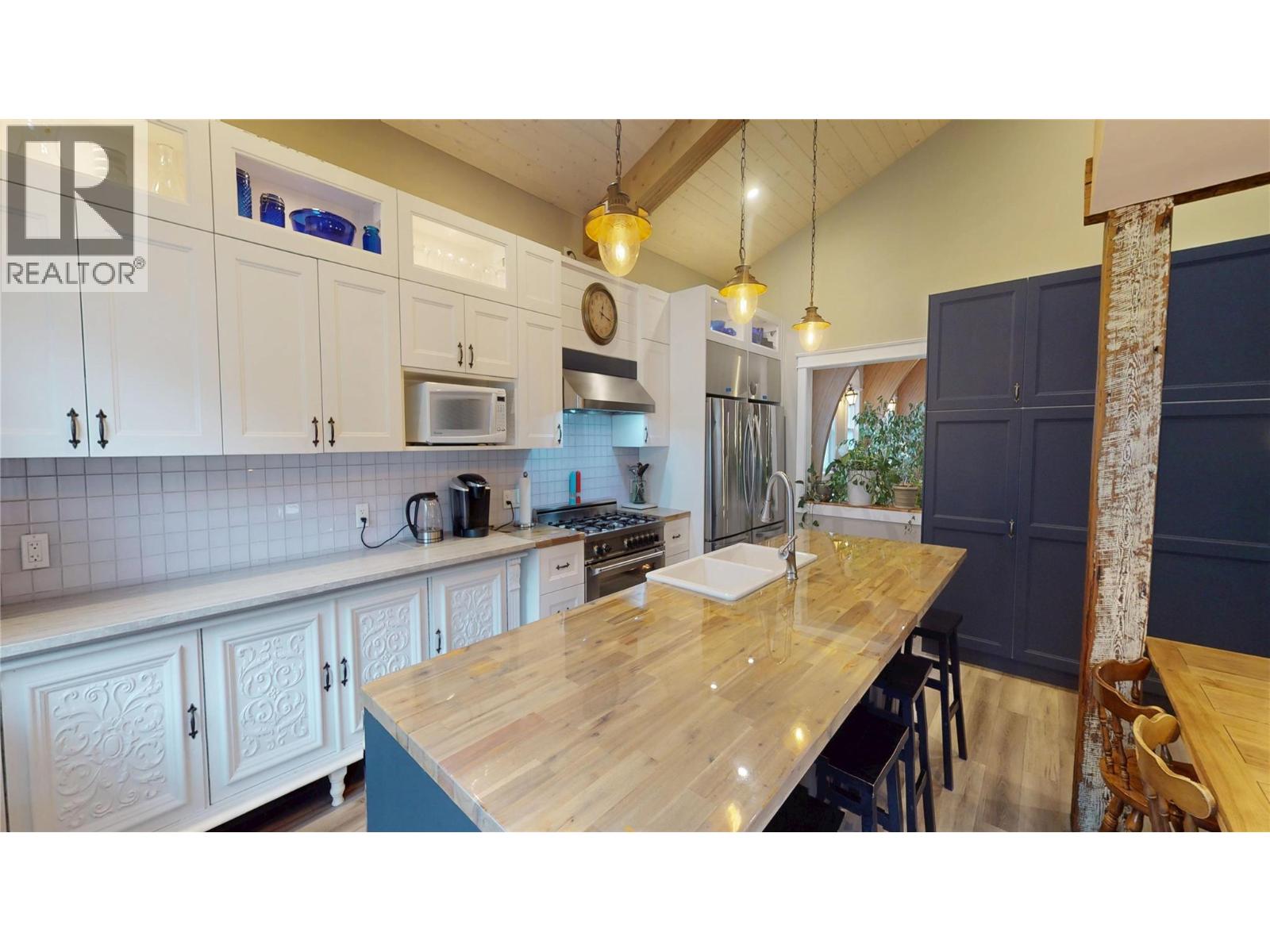 51 103 Avenue - 19