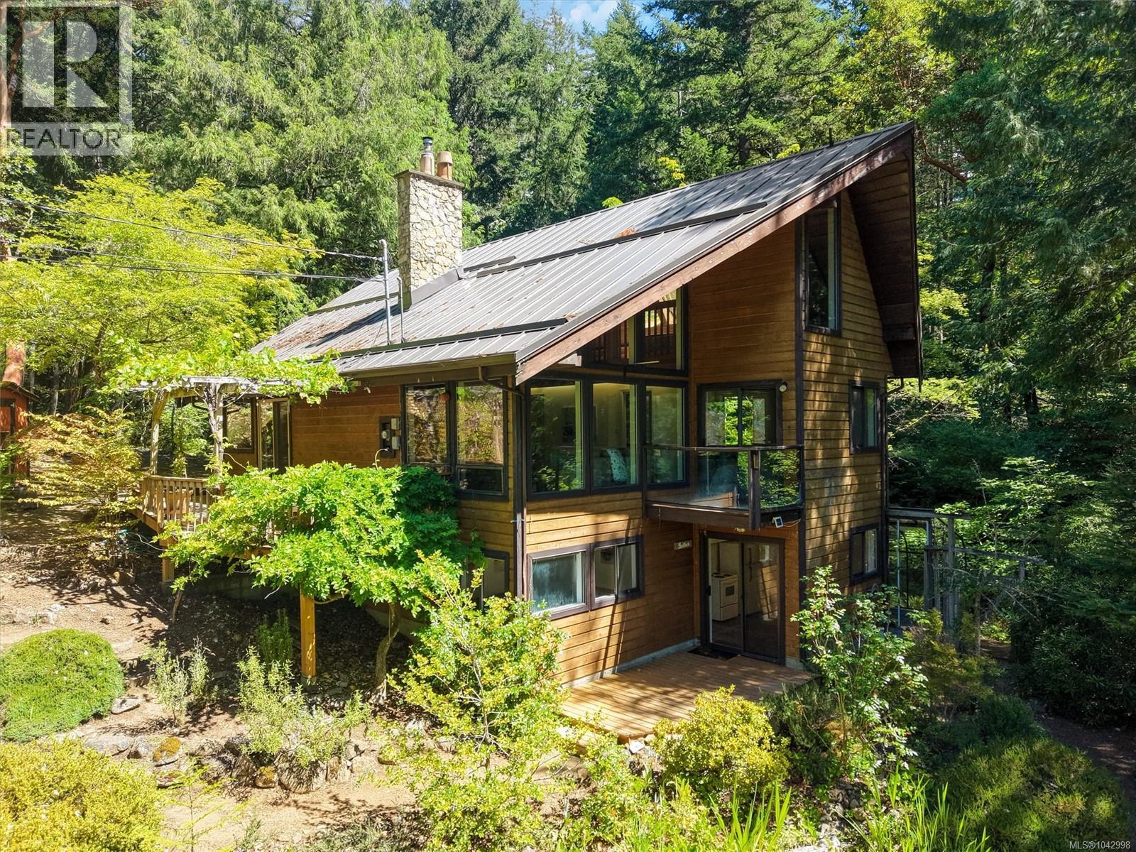 649 Lost Lake Rd - 1