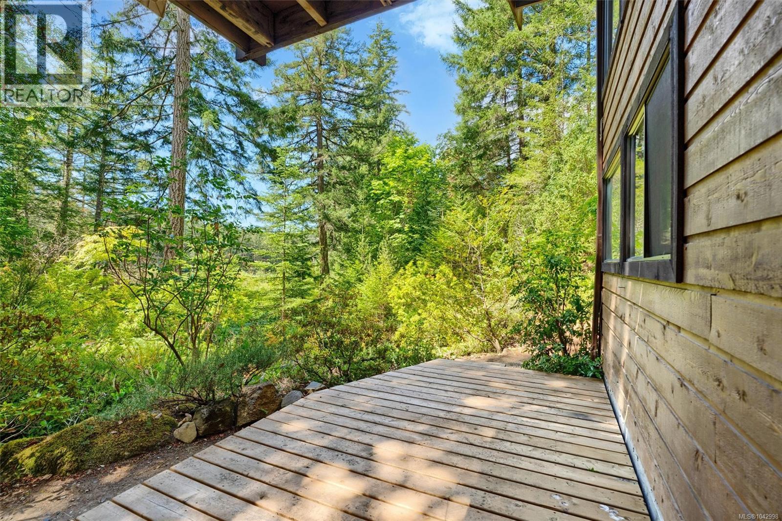 649 Lost Lake Rd - 37