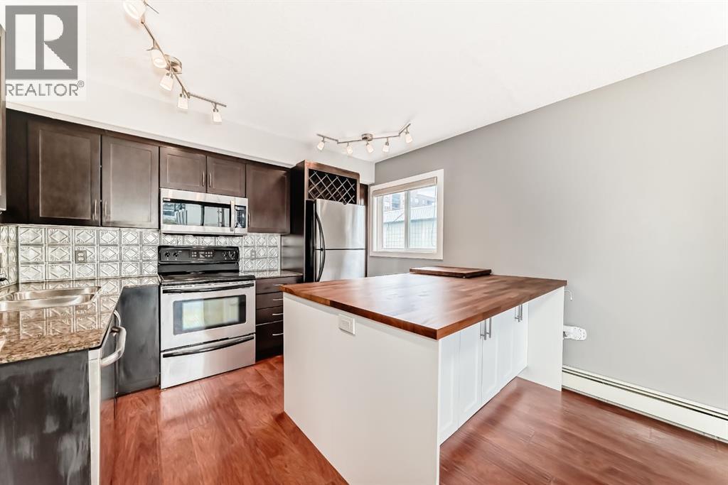 #4 2902 17 Avenue SW - 3