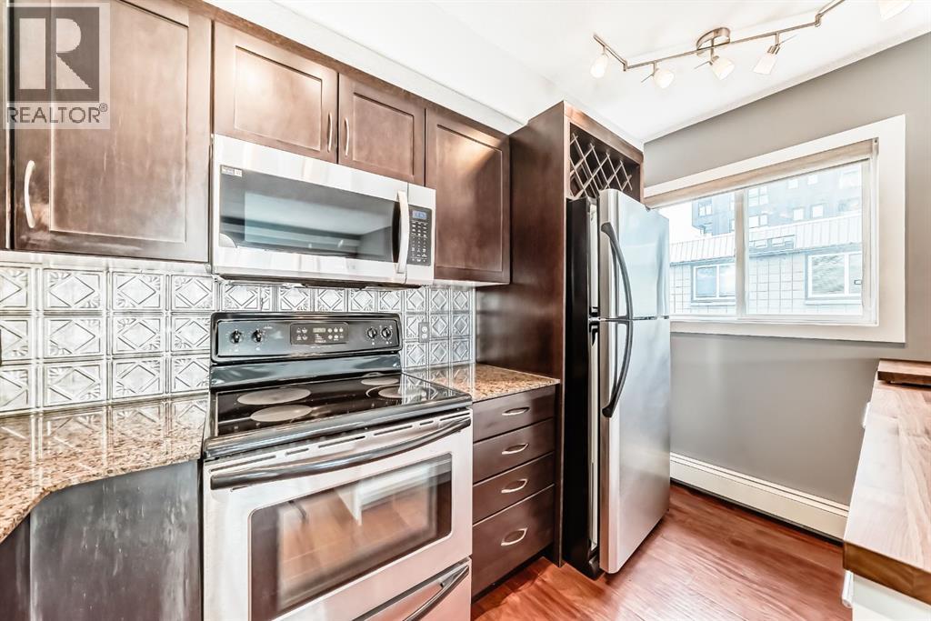 #4 2902 17 Avenue SW - 20