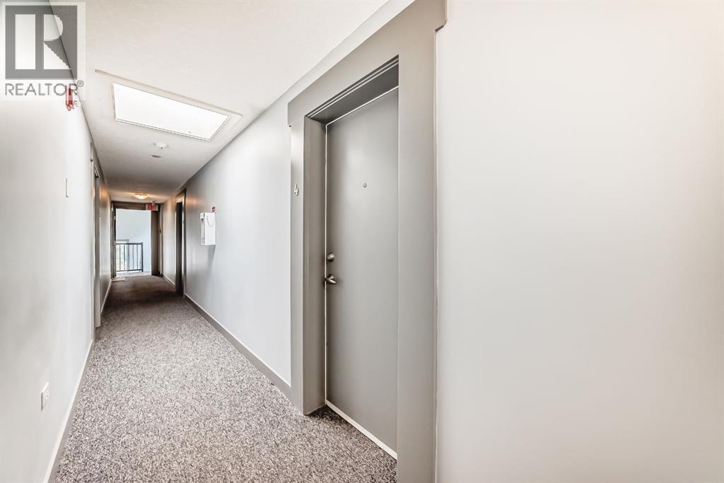 #4 2902 17 Avenue SW - 37